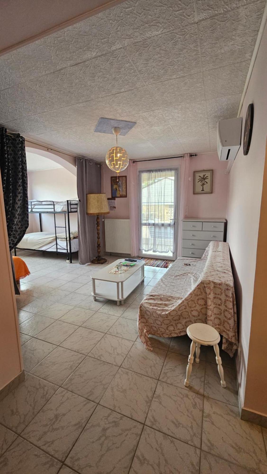 Gite Esprit Etape Saint-Barthélemy-de-Vals Exterior foto